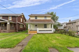 329 Girard Ave NE, Canton, OH 44704 - Photo 4