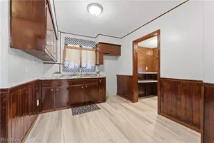 329 Girard Ave NE, Canton, OH 44704 - Photo 14