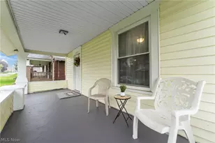 329 Girard Ave NE, Canton, OH 44704 - Photo 8