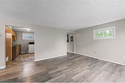 648 Richie Drive, Brunswick, OH 44212 - Photo 6
