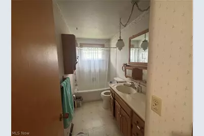 2501 W 40th Street, Lorain, OH 44053 - Photo 10