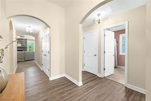 3367 Wicker St NE, Canton, OH 44721 - Photo 6