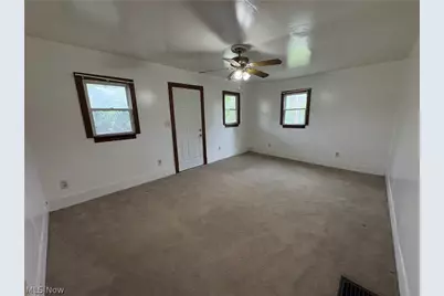 325 E High Street, Leetonia, OH 44431 - Photo 14