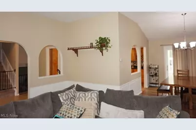 28096 Edgepark Drive, North Olmsted, OH 44070 - Photo 10