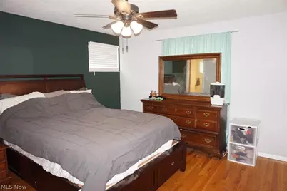 28096 Edgepark Drive, North Olmsted, OH 44070 - Photo 12