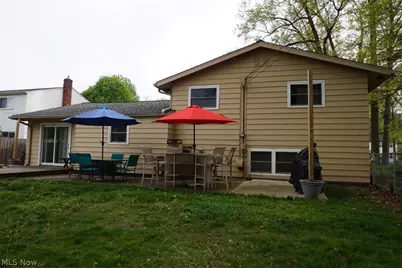 28096 Edgepark Drive, North Olmsted, OH 44070 - Photo 24