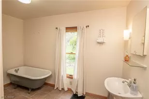 2393 Goodenough Ave, Akron, OH 44320 - Photo 14