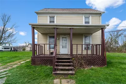 122 Elbe Street, Elyria, OH 44035 - Photo 1