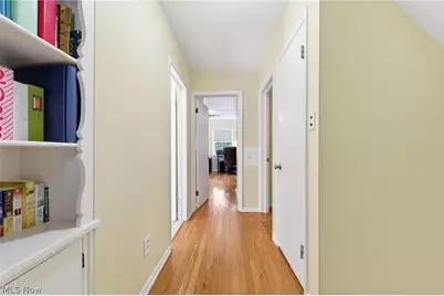 21012 Halburton Road, Beachwood, OH 44122 - Photo 24