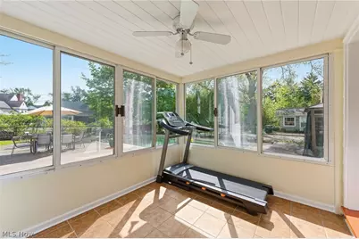 21012 Halburton Road, Beachwood, OH 44122 - Photo 42