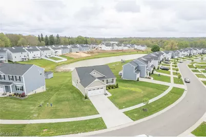 3892 Higgins Drive, Norton, OH 44203 - Photo 2