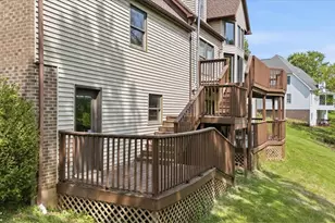 75 Oakridge Dr, Parkersburg, WV 26104 - Photo 4