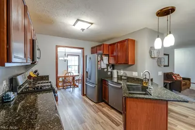 4138 Whispering Springs Lane, Mogadore, OH 44260 - Photo 12