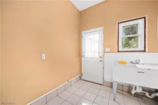 44675 Middle Ridge Rd, Amherst, OH 44001 - Photo 20