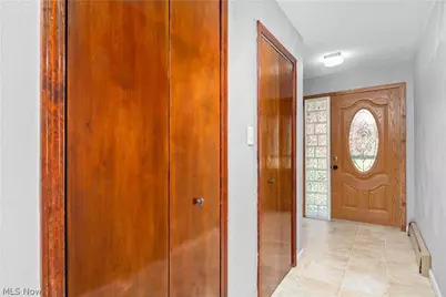 44675 Middle Ridge Road, Amherst, OH 44001 - Photo 2