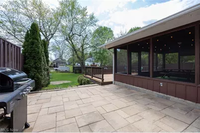3998 Highland Drive, Mogadore, OH 44260 - Photo 8