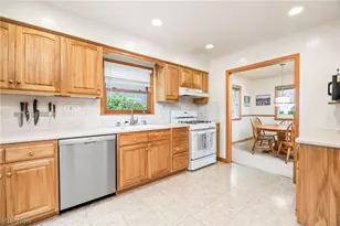3998 Highland Dr, Mogadore, OH 44260 - Photo 24