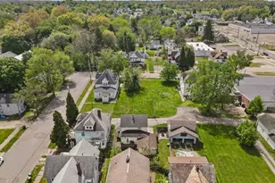 421 S Park Ave, Alliance, OH 44601 - Photo 30