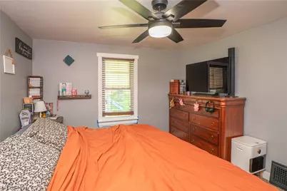 462 Fenton Avenue NE, Canton, OH 44704 - Photo 14