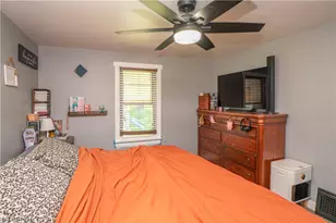 462 Fenton Ave NE, Canton, OH 44704 - Photo 14