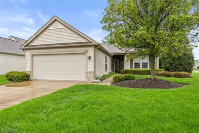 9428 Drury Way, North Ridgeville, OH 44039 - Photo 2