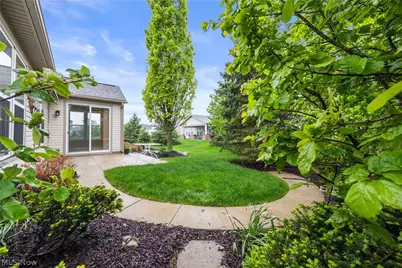 9428 Drury Way, North Ridgeville, OH 44039 - Photo 42