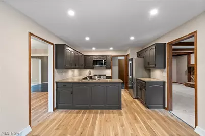 9466 Beryl Street NW, Massillon, OH 44646 - Photo 6