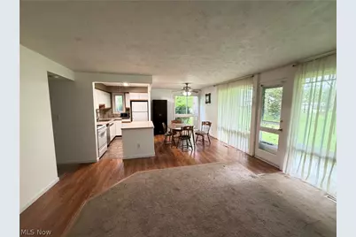 10408 N Church Drive #420, Parma Heights, OH 44130 - Photo 4