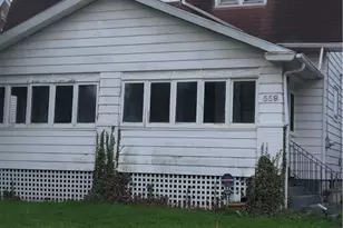 559 Redondo Rd, Youngstown, OH 44504 - Photo 6