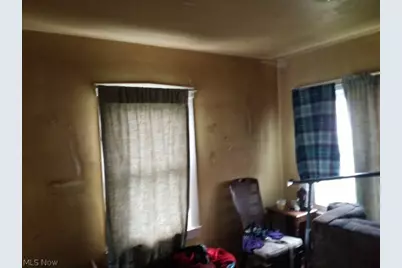 3307 Hillman Street, Youngstown, OH 44507 - Photo 2