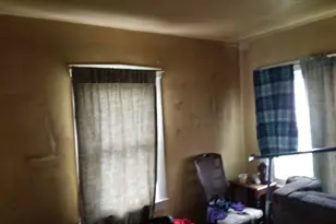 3307 Hillman St, Youngstown, OH 44507 - Photo 2