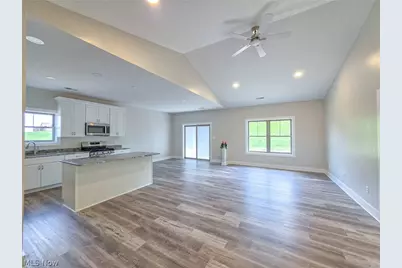 49101 Fairway, East Liverpool, OH 43920 - Photo 6