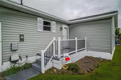 373 Lincoln Drive, Mineral Wells, WV 26150 - Photo 6