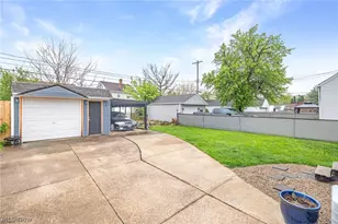 6711 Farnsworth Dr, Parma, OH 44129 - Photo 24