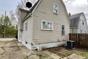 261 Russell Ave, Akron, OH 44311 - Photo 20