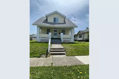 679 W Oregon Avenue, Sebring, OH 44672 - Photo 1