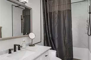5472 Callaway Cir, Youngstown, OH 44515 - Photo 10