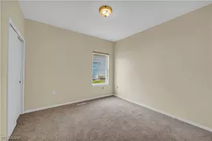 10400 E Ravine View Ct, North Royalton, OH 44133 - Photo 30