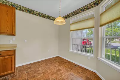 10400 E Ravine View Court, North Royalton, OH 44133 - Photo 16