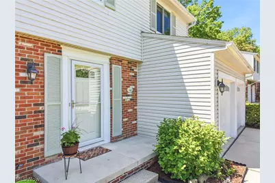 1142 Waldo Way, Twinsburg, OH 44087 - Photo 2