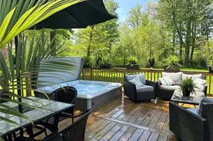 435 Park Ave, Poland, OH 44514 - Photo 2