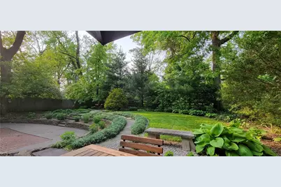 15489 Brewster Road, East Cleveland, OH 44112 - Photo 50