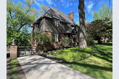 15489 Brewster Road, East Cleveland, OH 44112 - Photo 2