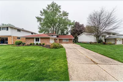 21298 Nottingham Drive, Loveland, OH 44126 - Photo 2
