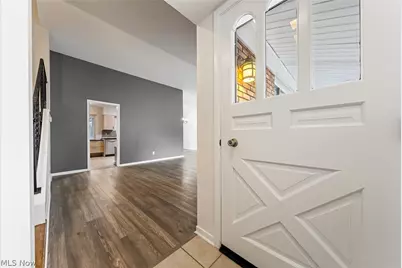 21298 Nottingham Drive, Loveland, OH 44126 - Photo 6