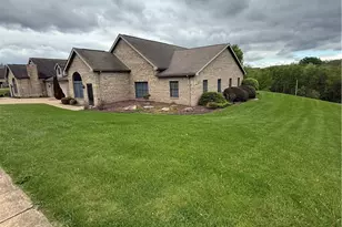 49092 Eagle Dr, East Liverpool, OH 43920 - Photo 2