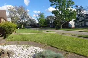 9504 Eureka Pkwy, Parma Heights, OH 44130 - Photo 20