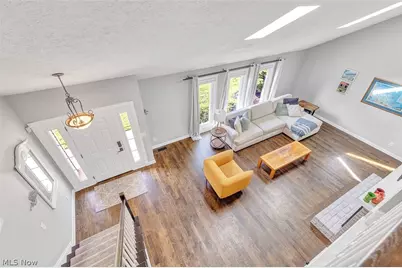 32290 Orchard Park Drive, Avon Lake, OH 44012 - Photo 2