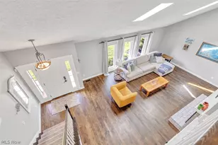 32290 Orchard Park Dr, Avon Lake, OH 44012 - Photo 2