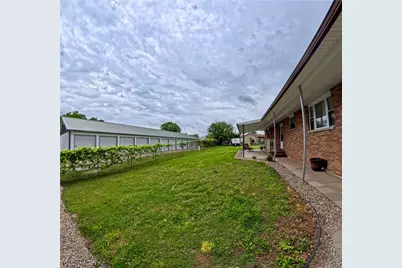 708 Circle Drive, Belpre, OH 45714 - Photo 8